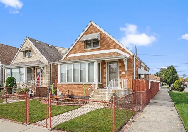 Photo 2 of Single family home for sale at 5100 S Lawler Ave, Chicago, IL 60638 | MLS# 12796570 | Listing updated on 2026-10-29