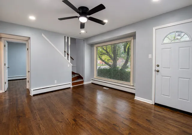 Photo 3 of Single family home for sale at 117 163rd Street, Calumet City, IL 60409 | MLS# 12796597 | Listing updated on 2026-10-28