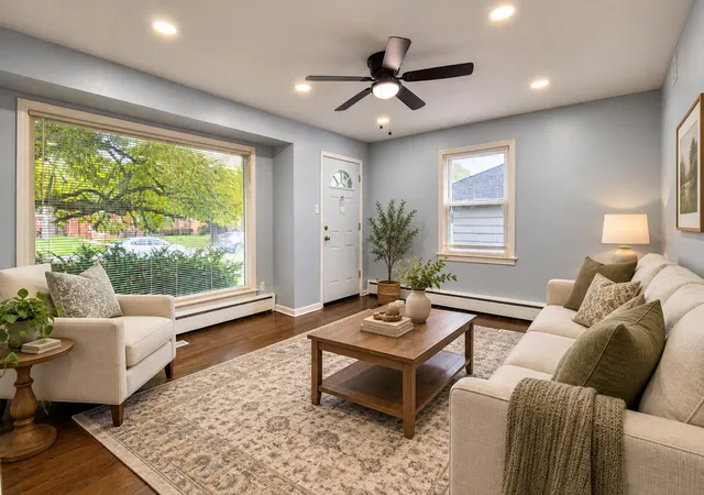 Photo 4 of Single family home for sale at 117 163rd Street, Calumet City, IL 60409 | MLS# 12796597 | Listing updated on 2026-10-28