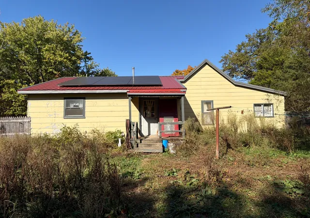Photo 1 of Single family home for sale at 20555 N 1170th Street, Marshall, IL 62441 | MLS# 12796603 | Listing updated on 2026-10-29