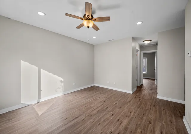 Photo 4 of Condo for sale at 743 E Fullerton Ave #105, Glendale Heights, IL 60139 | MLS# 12796610 | Listing updated on 2026-10-29