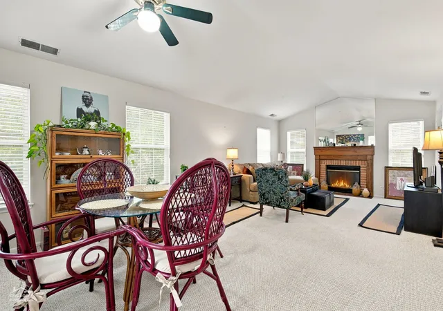 Photo 3 of Townhouse for sale at 124 White Branch Ct, Buffalo Grove, IL 60089 | MLS# 12796625 | Listing updated on 2026-10-30
