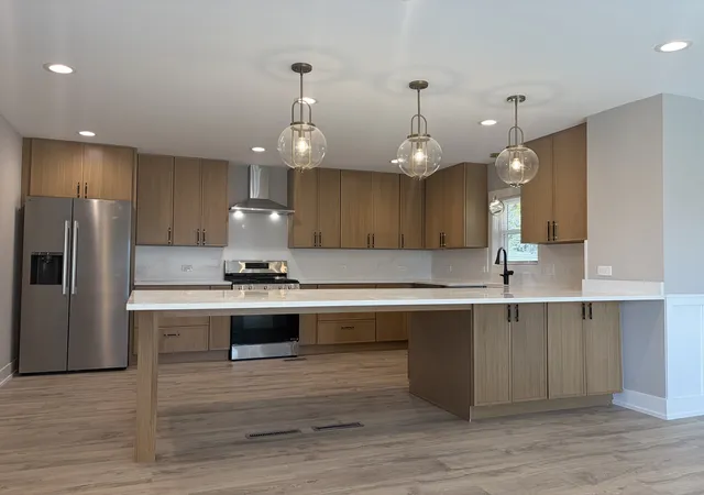 Photo 2 of Single family home for sale at 8574 W 73rd Place, Justice, IL 60458 | MLS# 12796635 | Listing updated on 2026-10-29