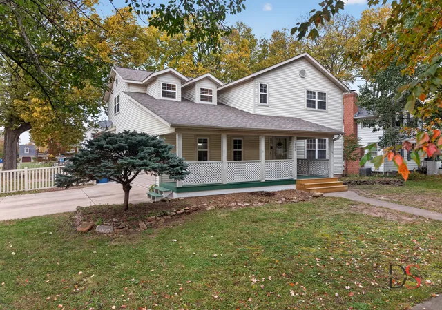Single family home for sale at 608 Pearl St, Ottawa, IL 61350 | MLS# 12796639