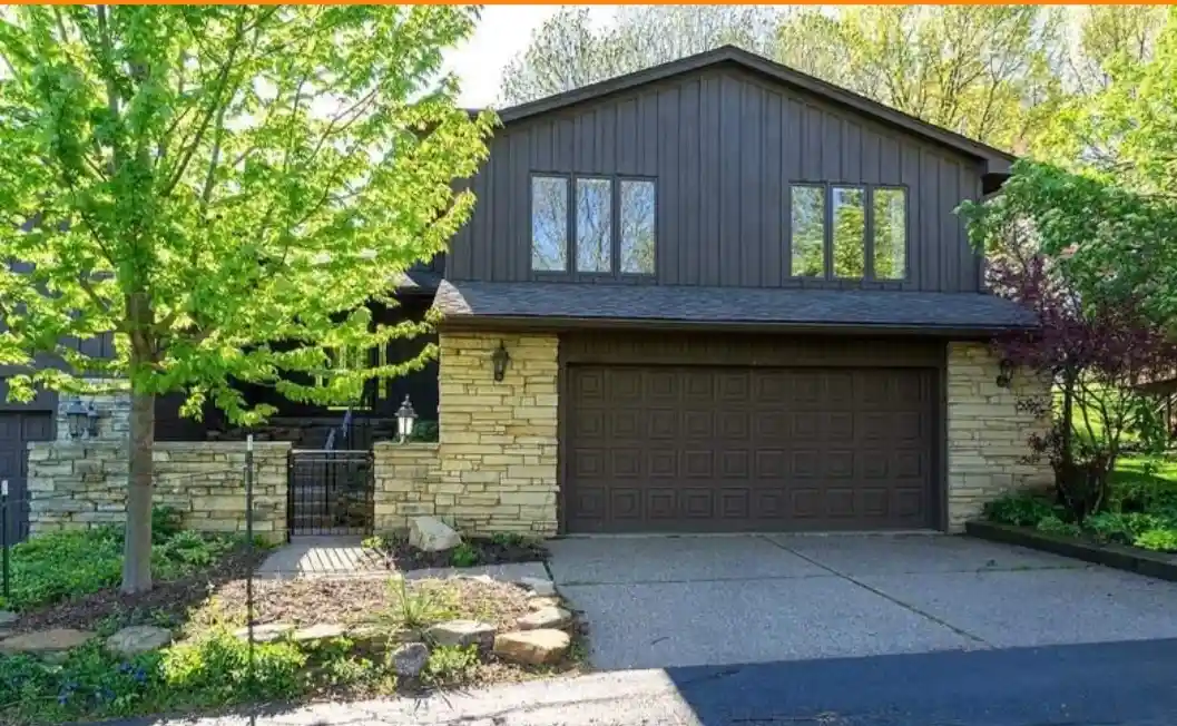 Condo for sale at 6401 Utica Ridge Rd #22, Davenport, IA 52807 | MLS# 12796662