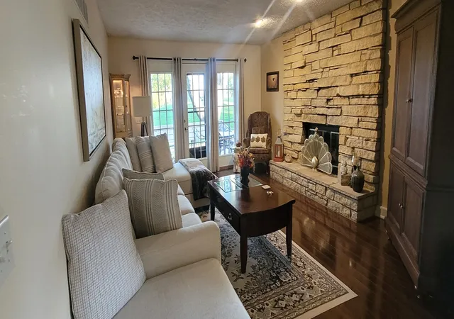 Photo 3 of Condo for sale at 6401 Utica Ridge Rd #22, Davenport, IA 52807 | MLS# 12796662 | Listing updated on 2026-10-30