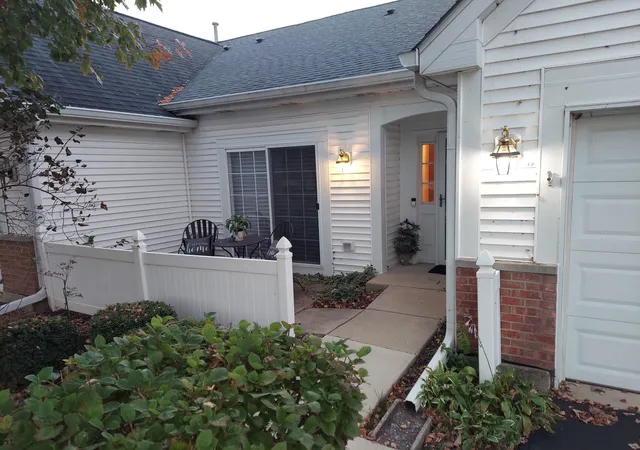 Photo 2 of Townhouse for sale at 20954 W Blossom Ln, Plainfield, IL 60544 | MLS# 12796672 | Listing updated on 2026-10-29