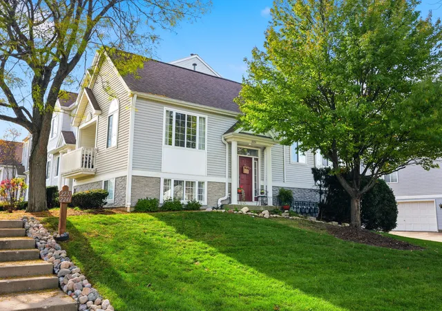 Photo 1 of Townhouse for sale at 2231 Dawson Ln, Algonquin, IL 60102 | MLS# 12796674 | Listing updated on 2026-10-29