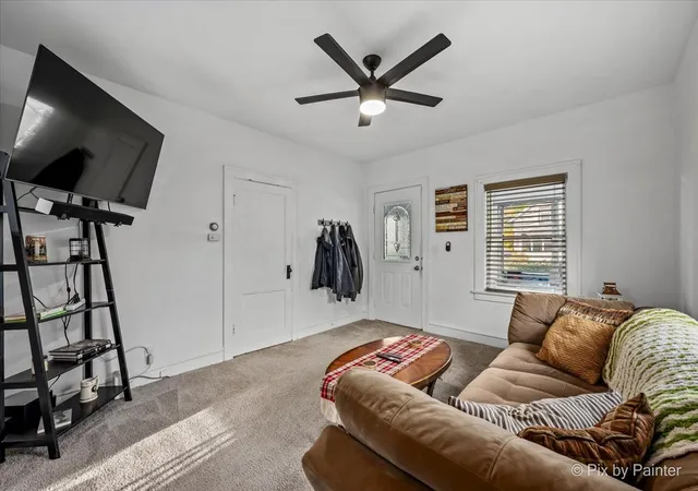 Photo 4 of Single family home for sale at 58 Vine St, Elgin, IL 60123 | MLS# 12796698 | Listing updated on 2026-10-29