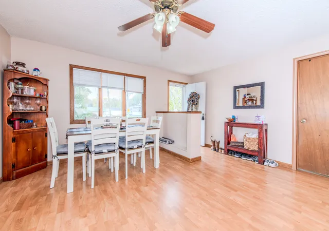 Photo 4 of Single family home for sale at 1022 Creve Coeur St, La Salle, IL 61301 | MLS# 12796700 | Listing updated on 2026-10-29