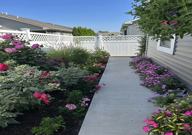 Photo 3 of Single family home for sale at 3403 Memory Ln, Urbana, IL 61802 | MLS# 12796702 | Listing updated on 2026-10-29