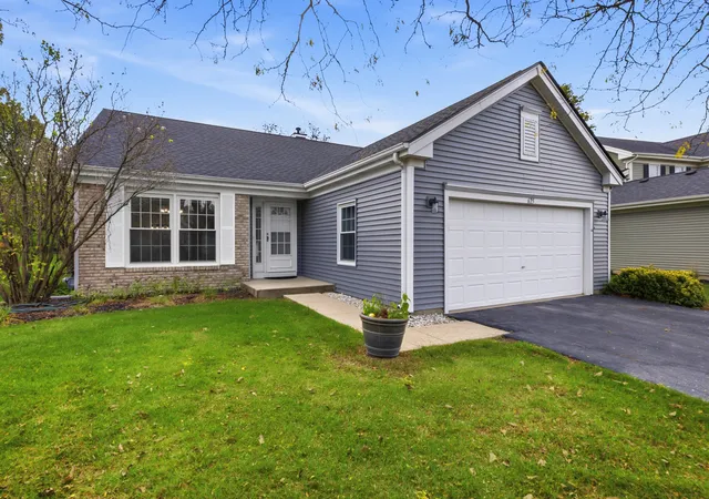 Photo 1 of Single family home for sale at 625 Dogleg Ln, Bartlett, IL 60103 | MLS# 12796709 | Listing updated on 2026-10-30