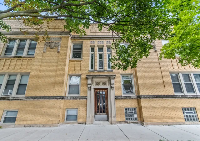 Photo 1 of Condo for sale at 2514 W N Shore Ave #1, Chicago, IL 60645 | MLS# 12796715 | Listing updated on 2026-10-29