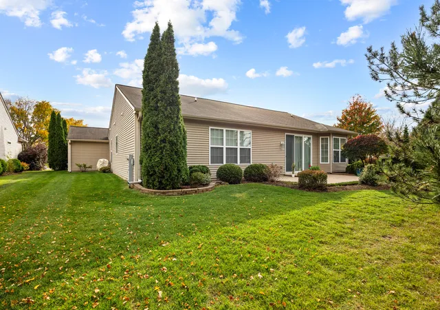 Photo 3 of Single family home for sale at 13147 Silver Birch Dr, Huntley, IL 60142 | MLS# 12796717 | Listing updated on 2026-10-29