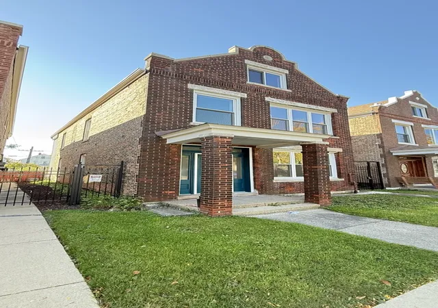 Photo 3 of Multi family home for sale at 3119 W 41st Street, Chicago, IL 60632 | MLS# 12796719 | Listing updated on 2026-10-29