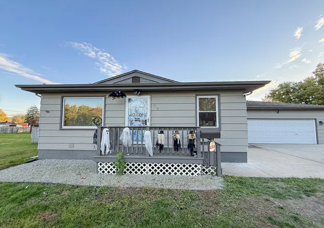 Single family home for sale at 815 W 20th Street, Sterling, IL 61081 | MLS# 12796724