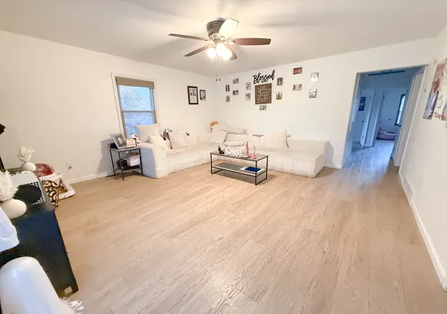 Photo 4 of Single family home for sale at 815 W 20th Street, Sterling, IL 61081 | MLS# 12796724 | Listing updated on 2026-10-29