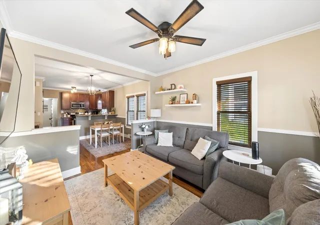 Photo 3 of Single family home for sale at 4129 Elm Ave, Brookfield, IL 60513 | MLS# 12796731 | Listing updated on 2026-10-29