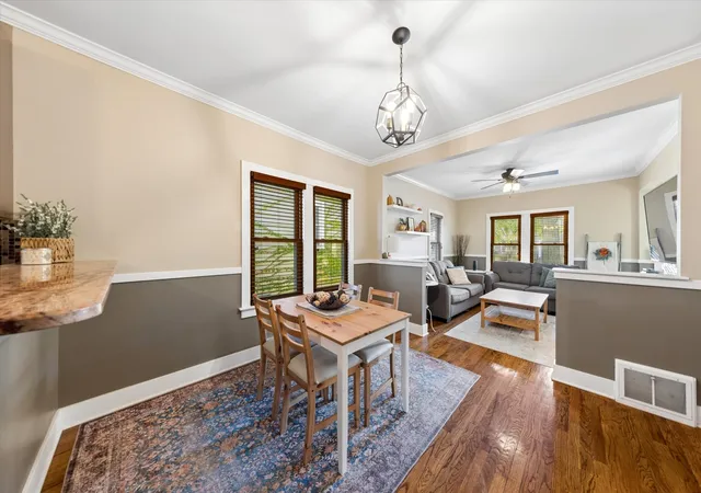 Photo 4 of Single family home for sale at 4129 Elm Ave, Brookfield, IL 60513 | MLS# 12796731 | Listing updated on 2026-10-29