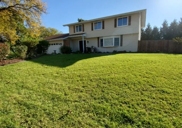 Single family home for sale at 430 Shagbark Ln, Lindenhurst, IL 60046 | MLS# 12796738