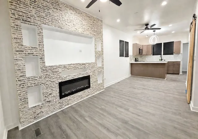 Photo 3 of Single family home for sale at 8204 S Muskegon Ave, Chicago, IL 60617 | MLS# 12796760 | Listing updated on 2026-10-29