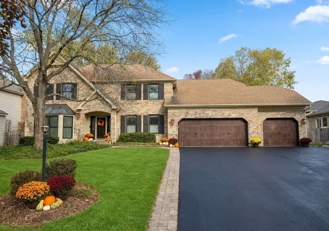 Photo 1 of Single family home for sale at 490 Bristol Way, Cary, IL 60013 | MLS# 12796770 | Listing updated on 2026-10-29