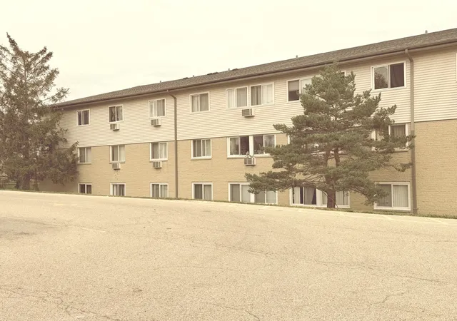 Photo 1 of Condo for sale at 655 Deepwoods Dr #1J, Mundelein, IL 60060 | MLS# 12796778 | Listing updated on 2026-10-29