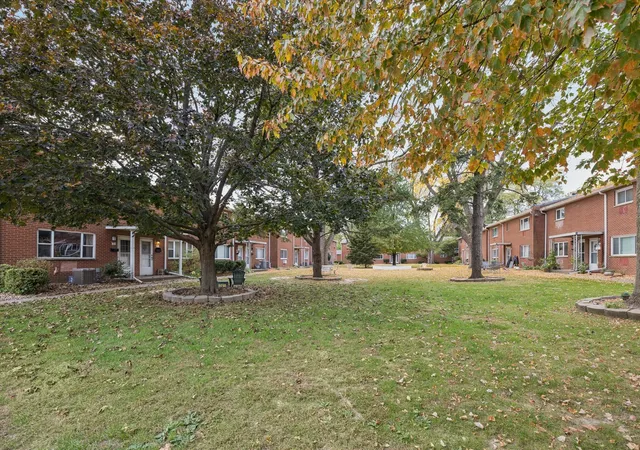 Photo 3 of Condo for sale at 1325 9th Street #1325, Moline, IL 61265 | MLS# 12796784 | Listing updated on 2026-10-29