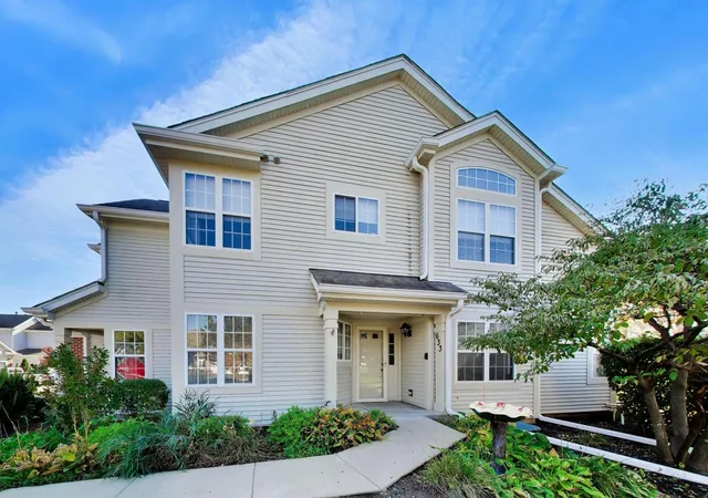Photo 1 of Condo for sale at 633 Concord Way #633, Prospect Heights, IL 60070 | MLS# 12796790 | Listing updated on 2026-10-30
