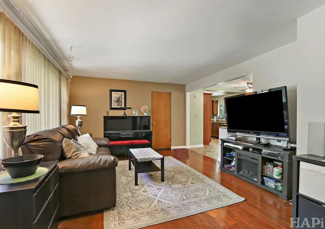 Photo 4 of Single family home for sale at 38785 N W Park Ave, Lake Villa, IL 60046 | MLS# 12796801 | Listing updated on 2026-10-30