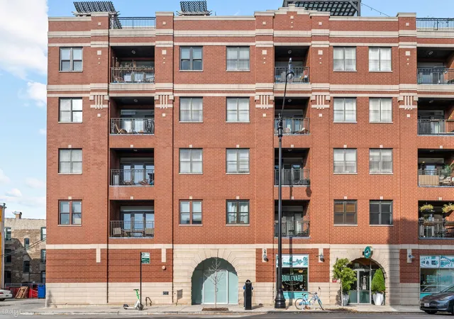 Condo for sale at 2740 W Armitage Ave #PH5, Chicago, IL 60647 | MLS# 12796817