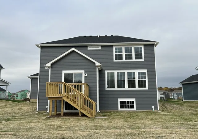Photo 3 of Single family home for sale at 569 Lismore Cir, Elgin, IL 60124 | MLS# 12796846 | Listing updated on 2026-10-29