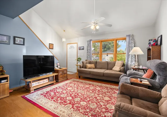 Photo 3 of House for sale at 803 Ashbury Way, Ottawa, IL 61350 | MLS# 12796854 | Listing updated on 2026-10-30