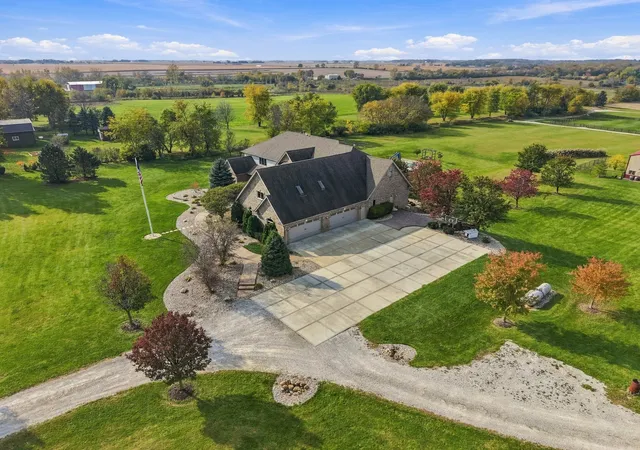 Photo 3 of Single family home for sale at 28016 S 120th Avenue, Peotone, IL 60468 | MLS# 12796871 | Listing updated on 2026-10-30