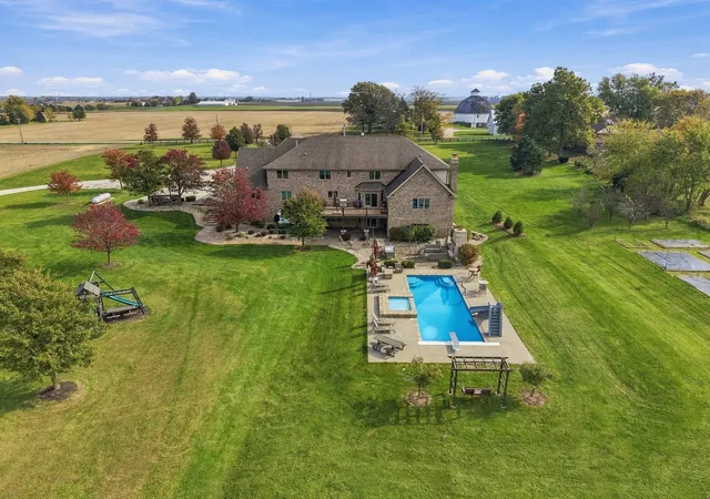 Photo 4 of Single family home for sale at 28016 S 120th Avenue, Peotone, IL 60468 | MLS# 12796871 | Listing updated on 2026-10-30