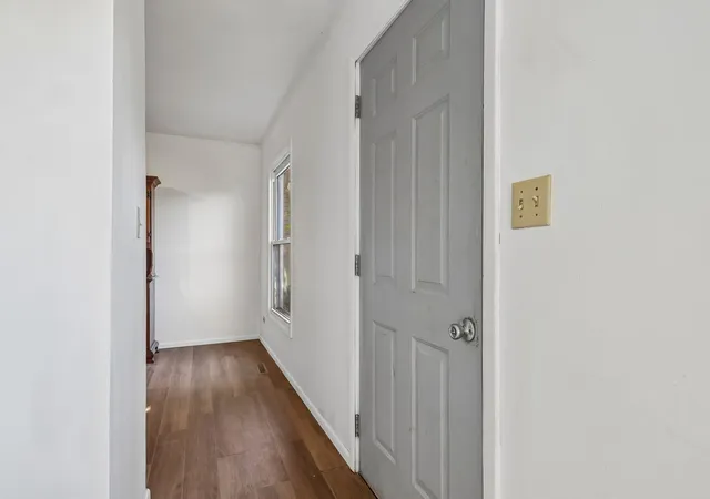 Photo 2 of Single family home for sale at 207 N Prospect Dr, Round Lake Park, IL 60073 | MLS# 12796929 | Listing updated on 2026-10-30
