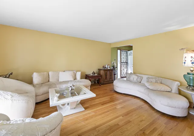 Photo 1 of Single family home for sale at 4124 W 91st Place, Oak Lawn, IL 60454 | MLS# 12796939 | Listing updated on 2026-10-30