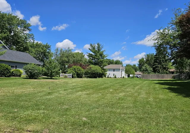 Land for sale at 1627 Lake Holiday Dr, Lake Holiday, IL 60548 | MLS# 12796989