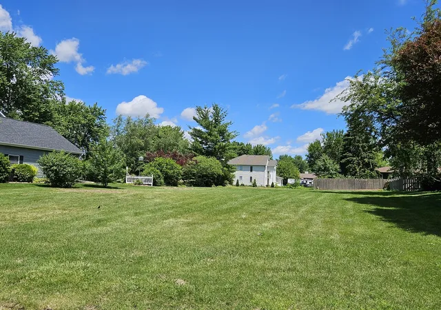 Photo 1 of Land for sale at 1627 Lake Holiday Dr, Lake Holiday, IL 60548 | MLS# 12796989 | Listing updated on 2026-10-30