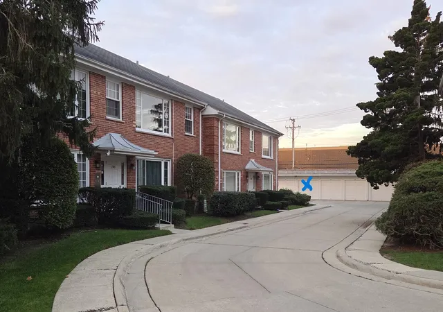 Photo 1 of Condo for sale at 1505 Plymouth Pl #2W, Glenview, IL 60025 | MLS# 12796996 | Listing updated on 2026-10-29