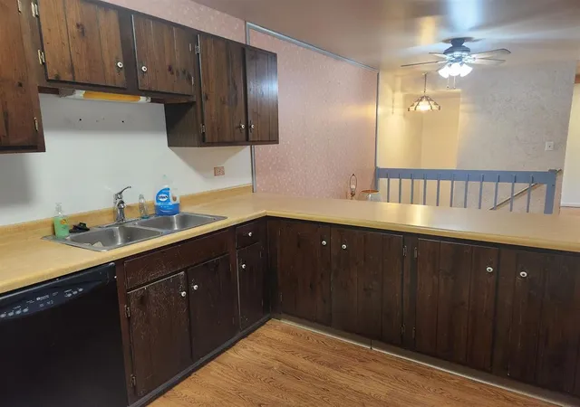 Photo 4 of Condo for sale at 971 Golf Crse Rd #4, Crystal Lake, IL 60014 | MLS# 12797018 | Listing updated on 2026-10-29