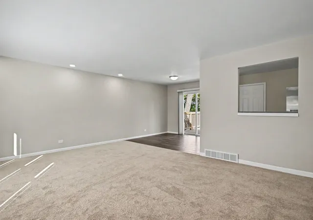 Photo 4 of Single family home for sale at 538 Castle Ct, Bolingbrook, IL 60440 | MLS# 12797029 | Listing updated on 2026-10-29