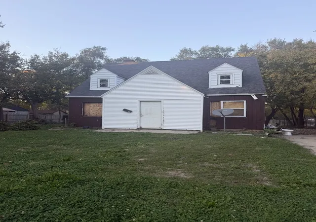 Photo 1 of Single family home for sale at 412 Louisiana Ave, Champaign, IL 61820 | MLS# 12797053 | Listing updated on 2026-10-29