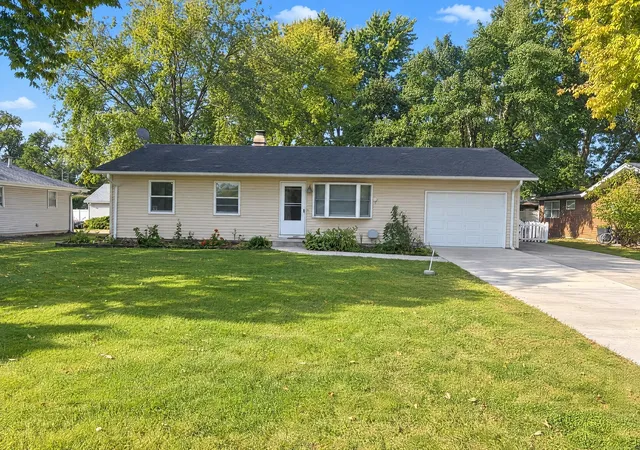Photo 1 of Single family home for sale at 3725 School Dr, Morris, IL 60450 | MLS# 12797054 | Listing updated on 2026-10-29