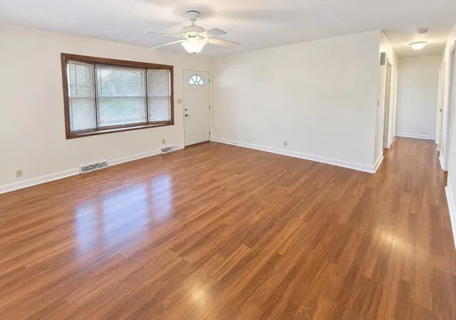 Photo 1 of Single family home for sale at 3725 School Dr, Morris, IL 60450 | MLS# 12797054 | Listing updated on 2026-10-29