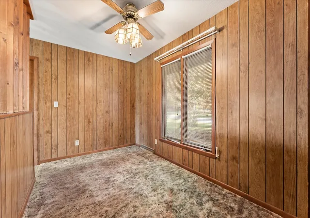 Photo 3 of Single family home for sale at 1114 Robin Rd, Mahomet, IL 61853 | MLS# 12797067 | Listing updated on 2026-10-29