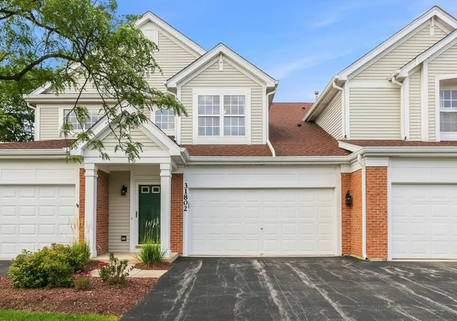 Condo for sale at 31802 Mccormick Ln #31802, Warrenville, IL 60555 | MLS# 12797077