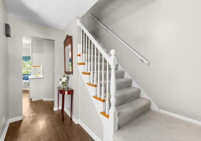 Photo 4 of Single family home for sale at 262 Linden St, Glen Ellyn, IL 60137 | MLS# 12797091 | Listing updated on 2026-10-30