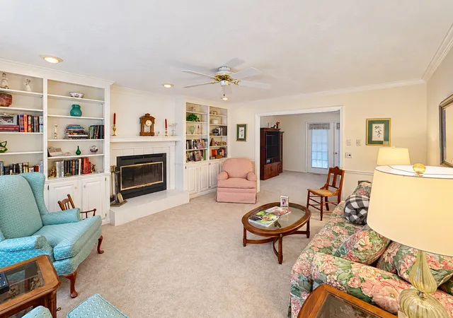 Photo 4 of Single family home for sale at 3707 75th Street Ct, Moline, IL 61265 | MLS# 12797176 | Listing updated on 2026-10-29