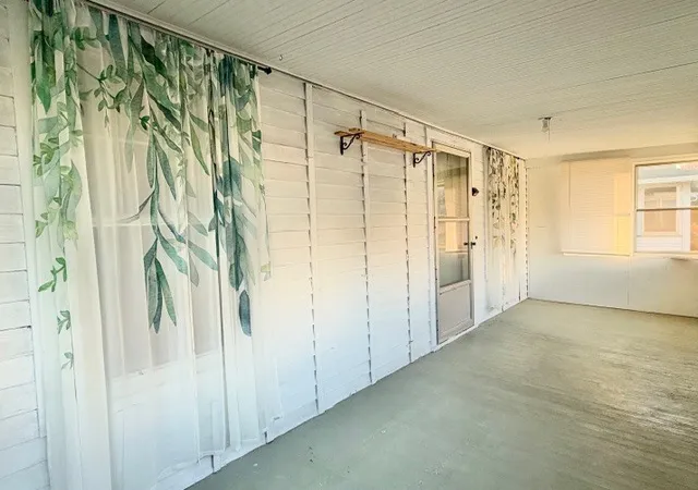 Photo 3 of Single family home for sale at 2129 Madison St, Davenport, IA 52804 | MLS# 12797201 | Listing updated on 2026-10-29